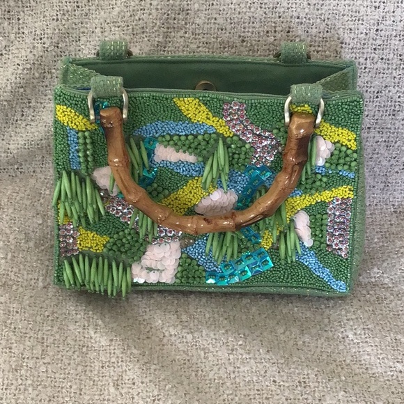 America and beyond Rainforest Beaded Top Handle Bag - Picture 2 of 16
